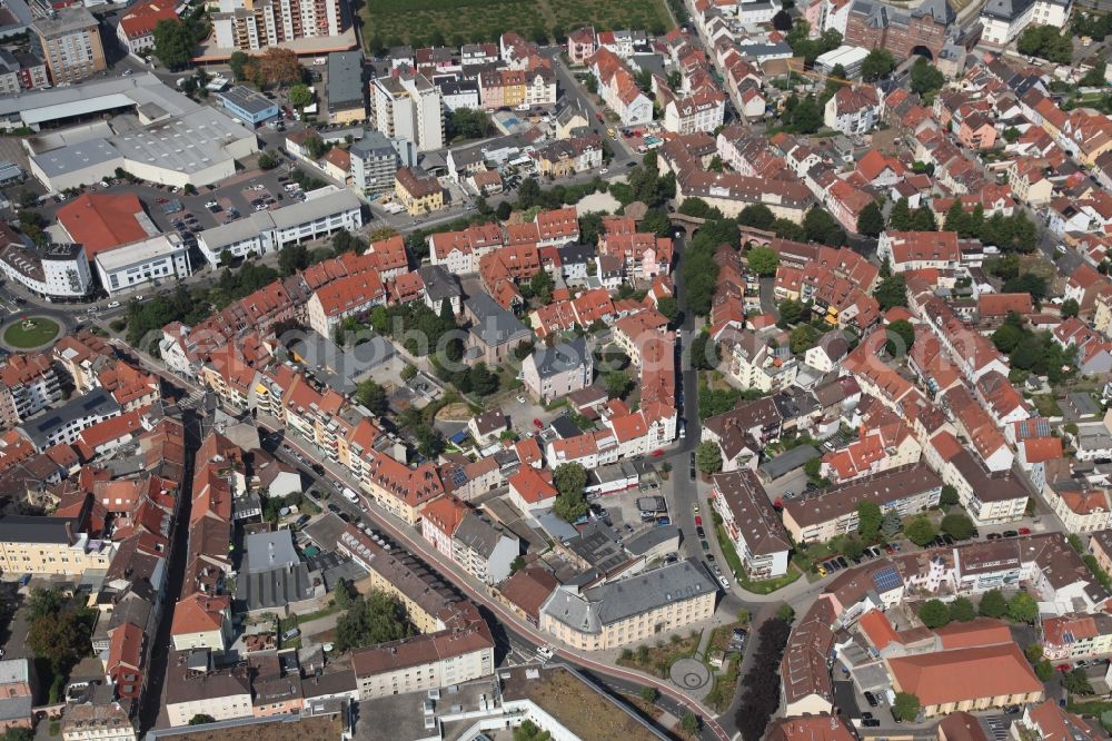 Aerial photograph Worms - Old Town area and city center in Worms in the state Rhineland-Palatinate, Germany. In it the Judengasse, the historical Jewish quarter with synagogue, Jewish museum, Jewish ritual bath Mique, Raschihaus and synagogue garden