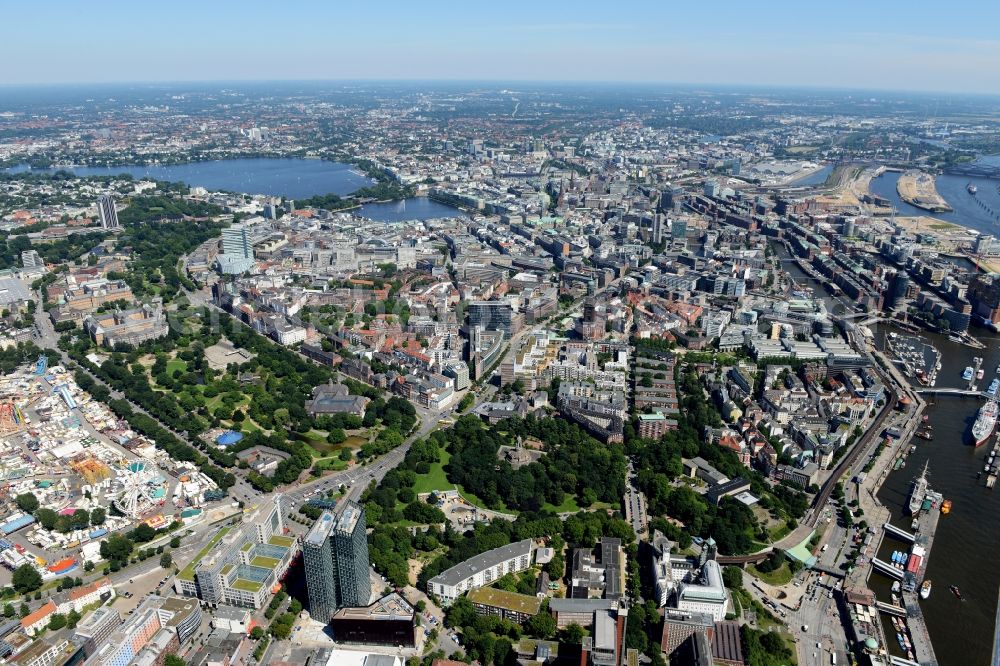 Aerial image Hamburg - Old Town area and city center between Alster and Elbe in Hamburg in Hamburg, Germany