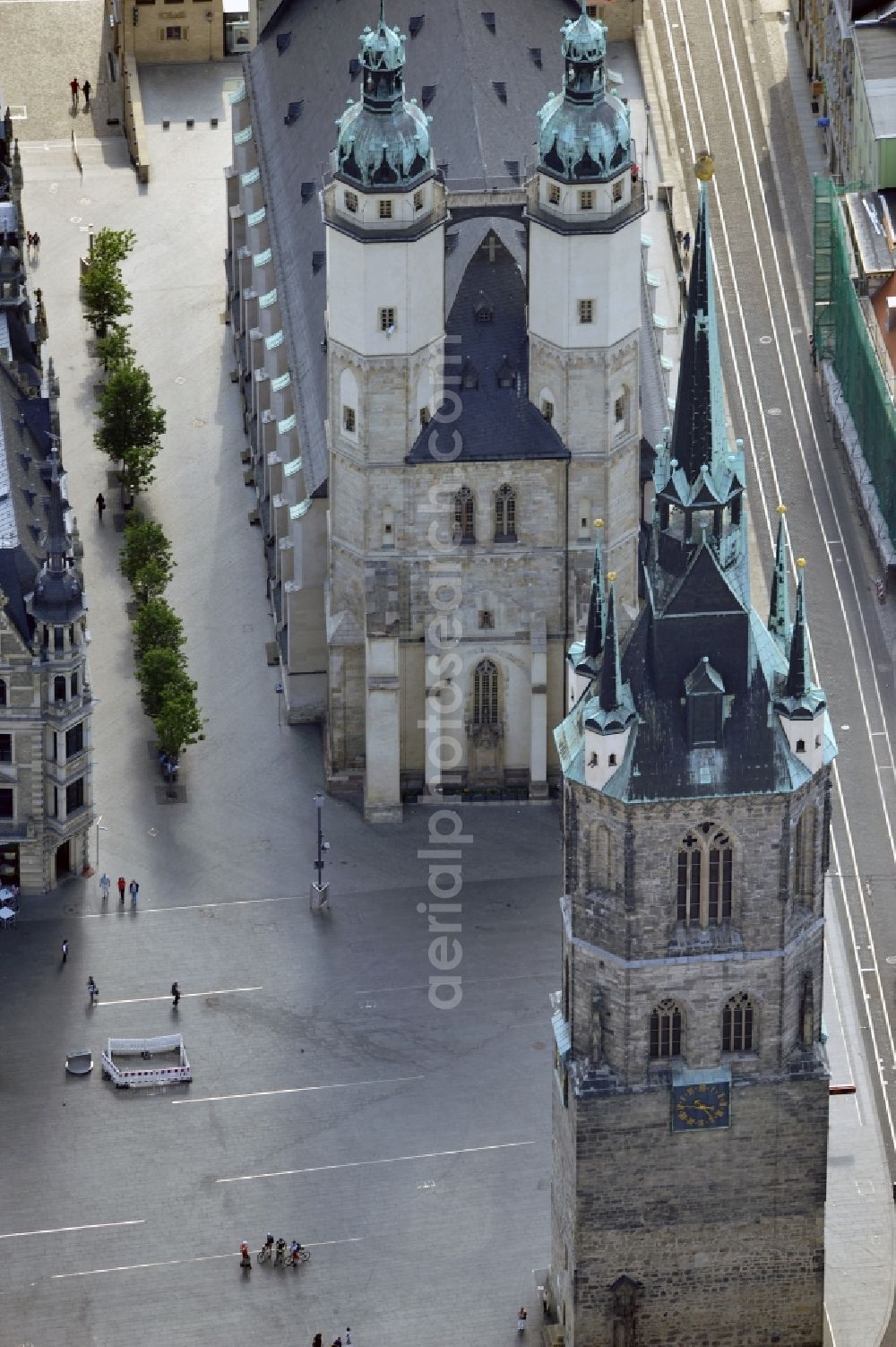 Aerial photograph Halle - The old town area of St. Mary's Church from the Red Tower at Market Square in the center of Halle (Saale)
