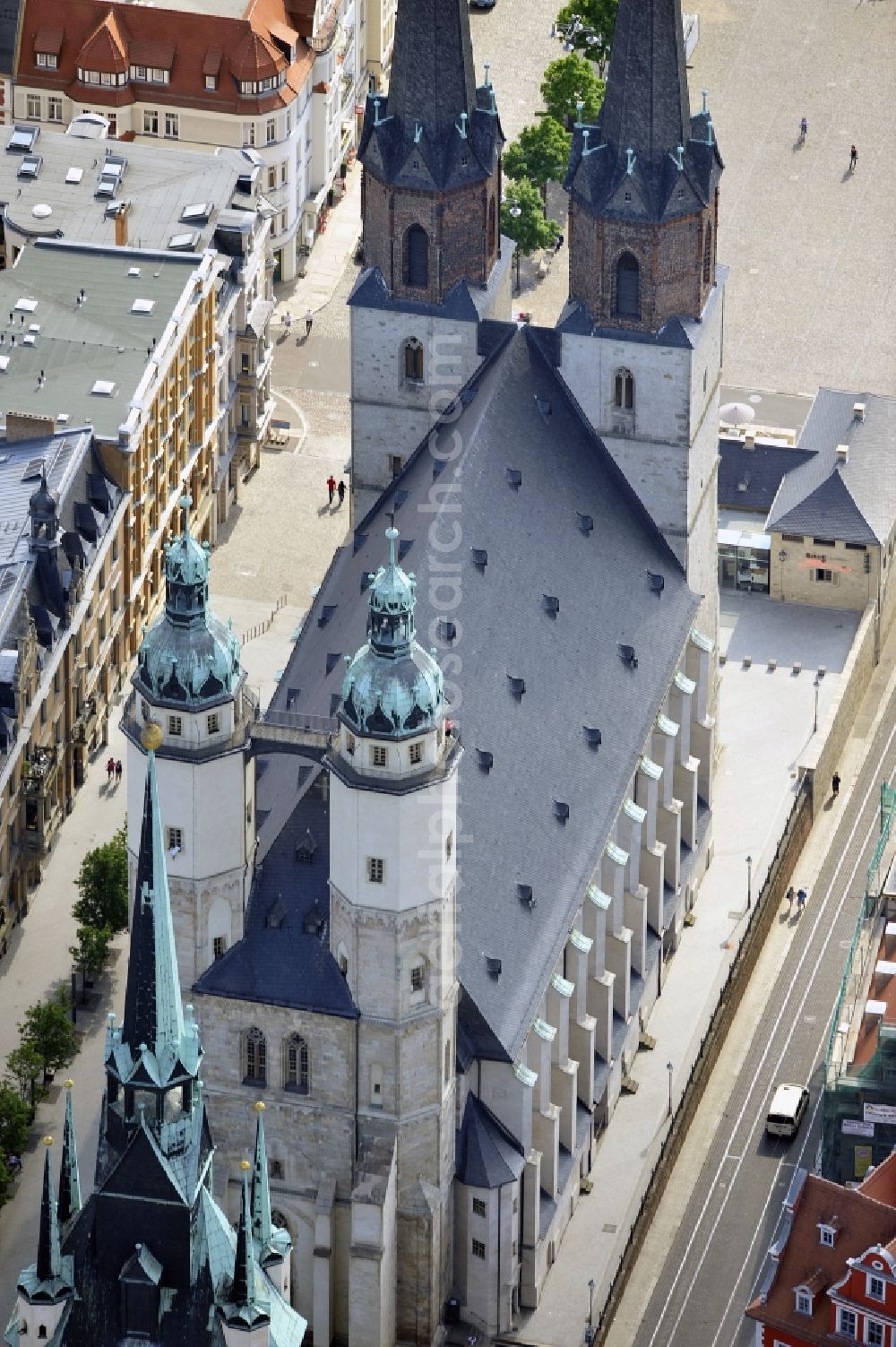 Aerial image Halle - The old town area of St. Mary's Church from the Red Tower at Market Square in the center of Halle (Saale)