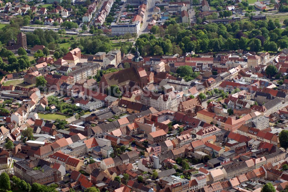 Aerial image Wittstock - Blick auf den Altstadtkern und das Stadtzentrum von Wittstock/Dosse in Brandenburg