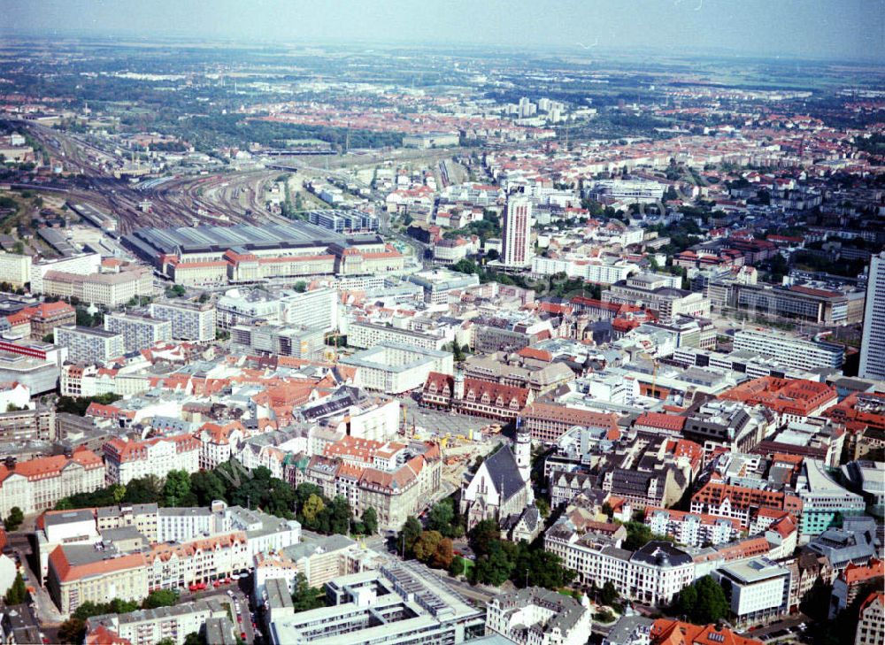 Leipzig / Sachsen from above - 07.09.2002 Altstadtzentrum von Leipzig