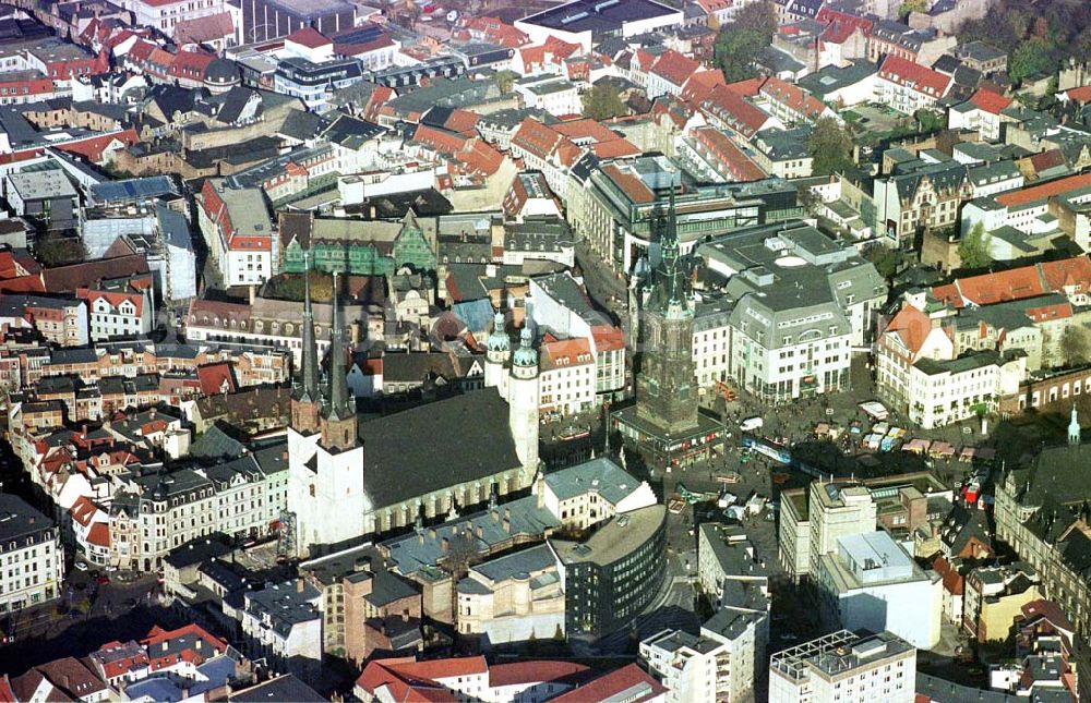 Aerial photograph Halle / Saale - Altstadtzentrum und Marktplatz von Halle an der Saale