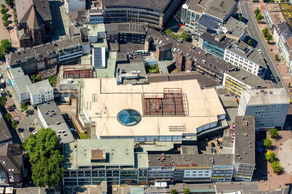 Bottrop from the bird's eye view: Ensemble space Am Pferdemarkt in the inner city center in Bottrop in the state North Rhine-Westphalia