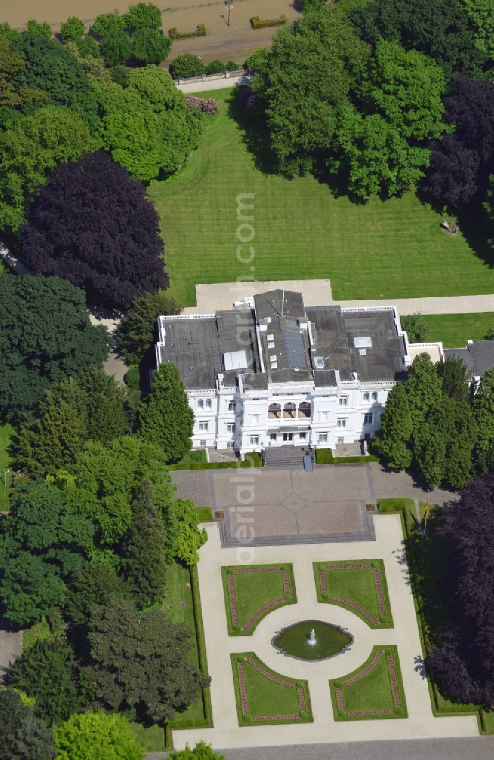 Bonn from above - The Villa Hammerschmidt in the district Gronau. Since 1950 the building is the official residence of the President of the Federal Republic of Germany in Bonn