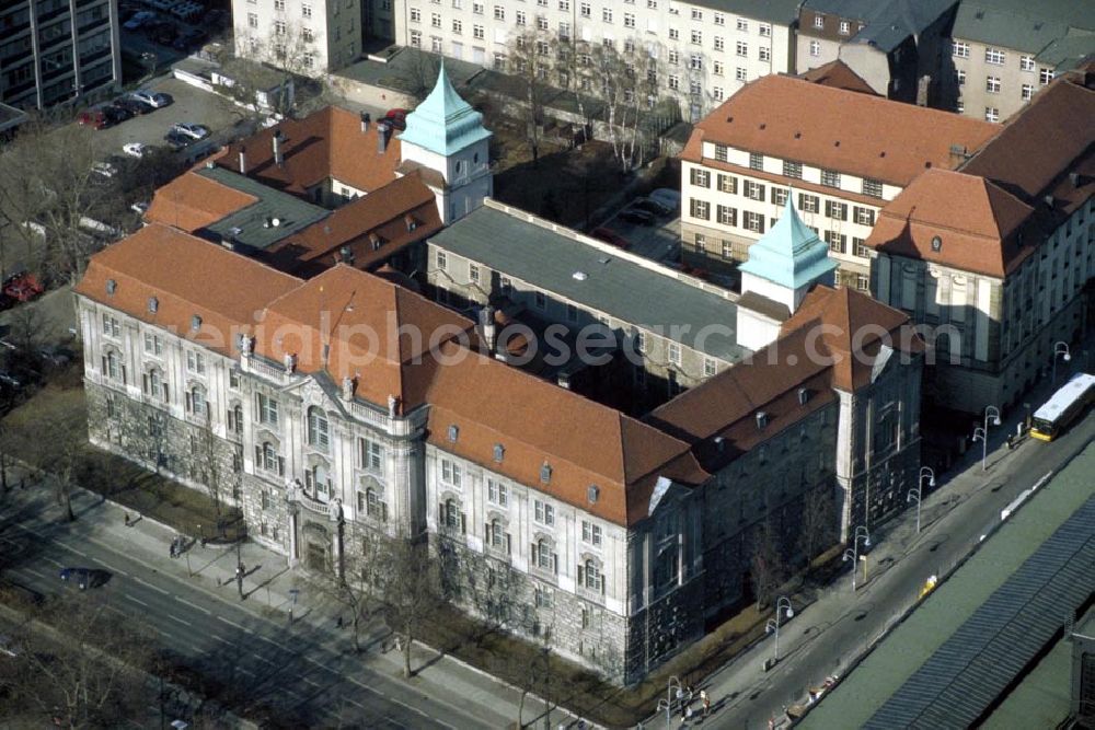 Berlin / Charlottenburg from the bird's eye view: Amtsgericht Berlin Charlottenburg am Bahnhof Zoo 1995