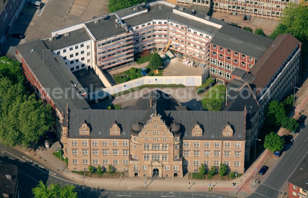 Oberhausen from the bird's eye view: District Court at the Court Street in Oberhausen in North Rhine-Westphalia