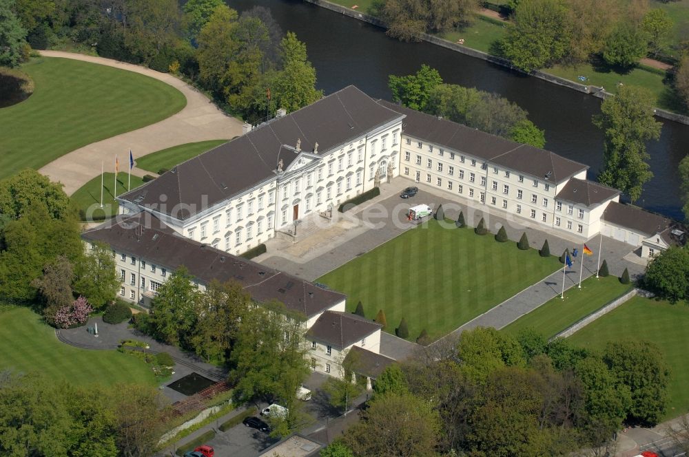 Berlin from the bird's eye view: Palais site of the Federal President in the park of Schloss Bellevue on Spreeweg in the Tiergarten in Berlin