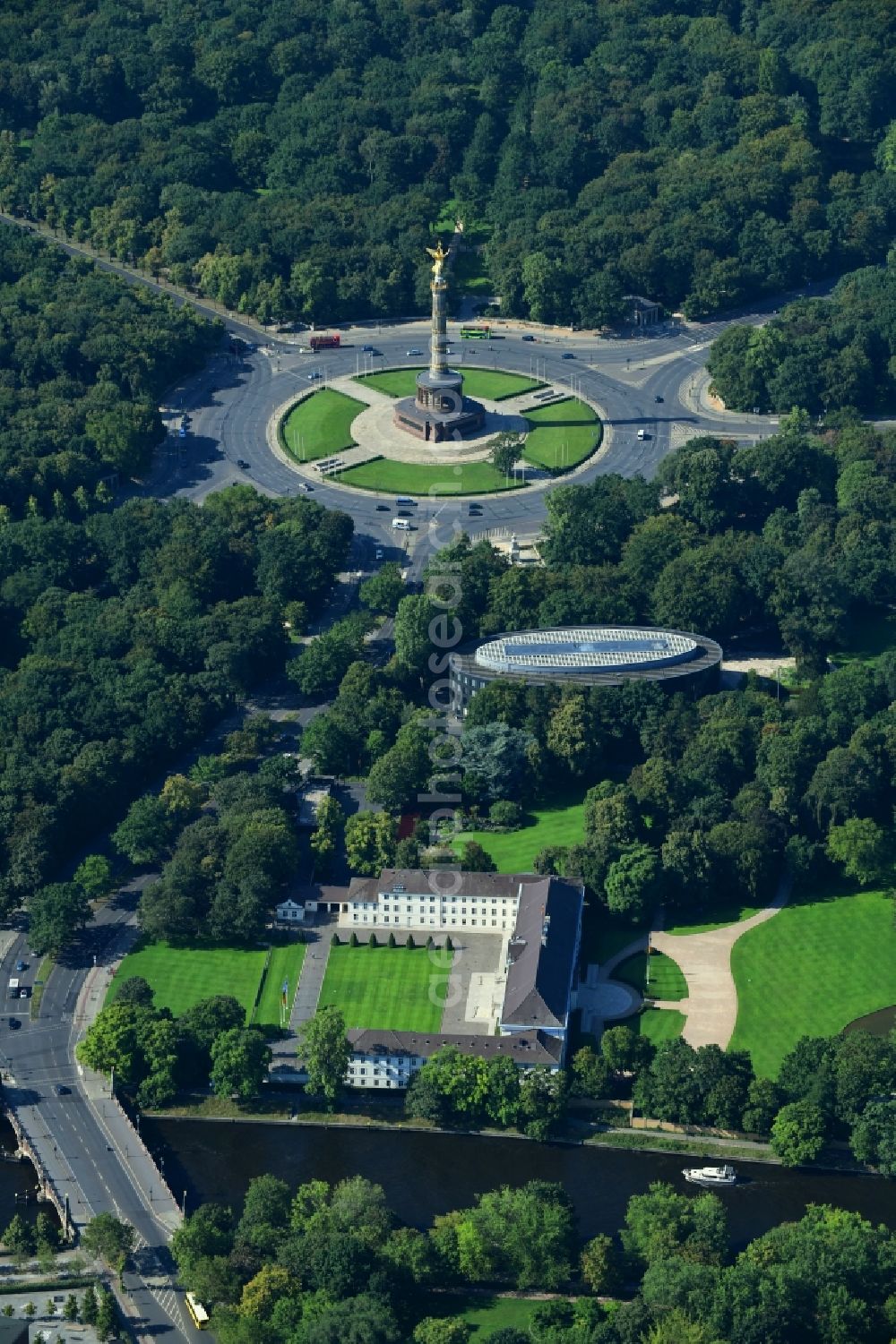 Berlin from above - Palais site of the Federal President in the park of Schloss Bellevue on Spreeweg in the Tiergarten in Berlin