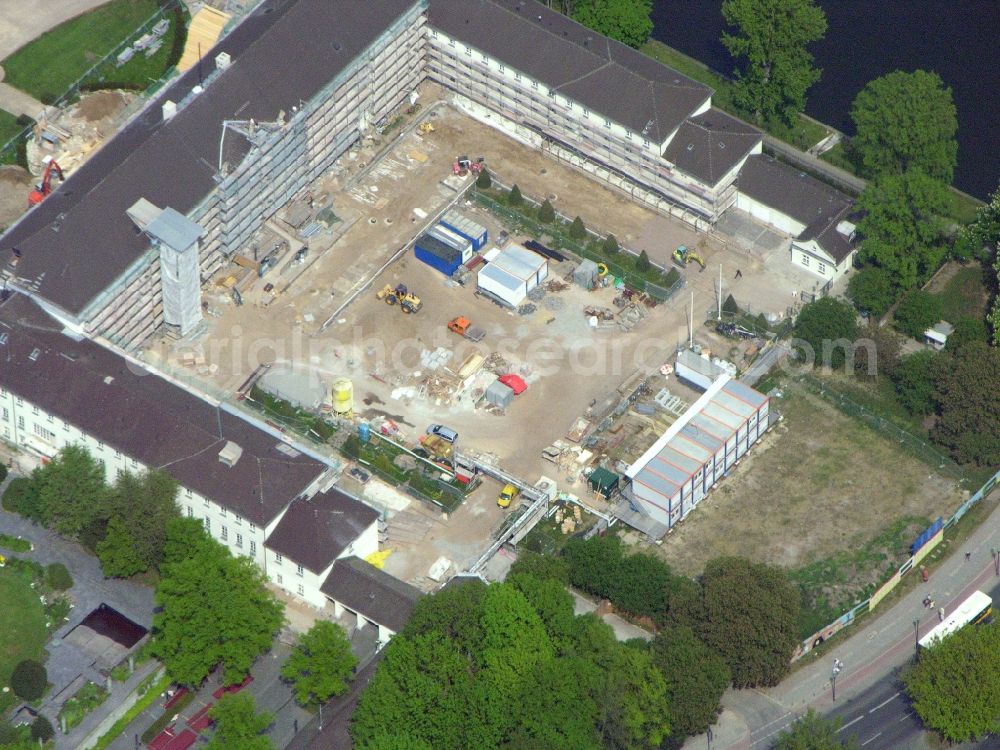 Aerial image Berlin - Construction site of the Federal President in the park of Schloss Bellevue on Spreeweg in the Tiergarten in Berlin