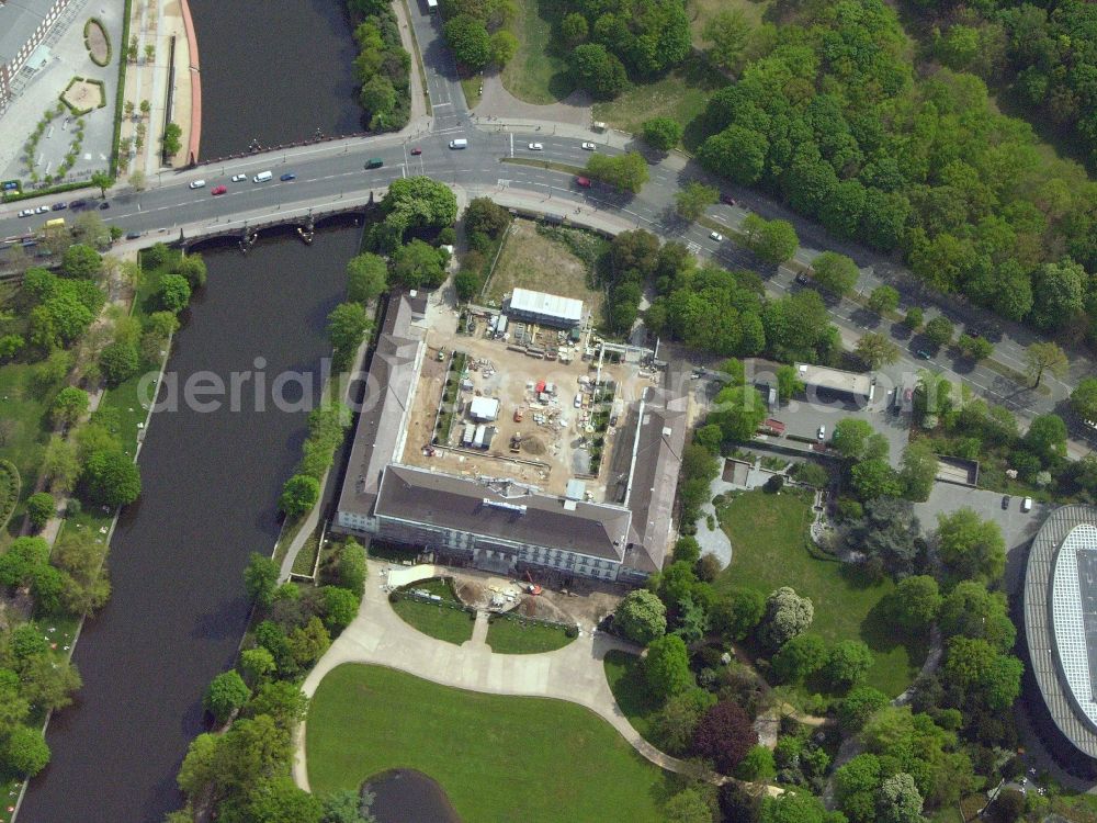 Berlin from above - Construction site of the Federal President in the park of Schloss Bellevue on Spreeweg in the Tiergarten in Berlin