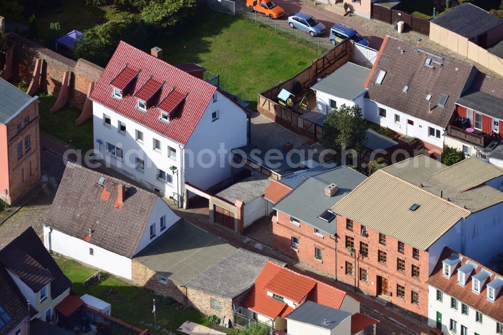 Aerial image Wolgast - View at an in the street An der Stadtmauer located residential area in the city of Wolgast in Mecklenburg-Vorpommern