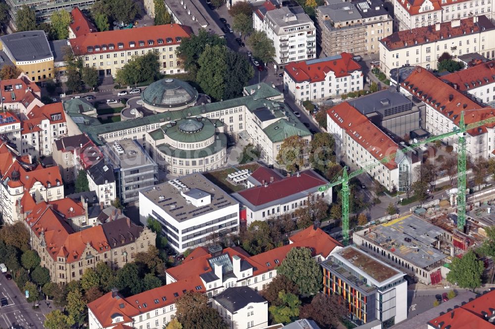 München from the bird's eye view: The Anatomical Institute of Ludwig Maximilian University in Munich Ludwigsvorstadt in the state of Bavaria. The building, designed by architect Max Littmann, is one of the first large reinforced concrete structures in Germany