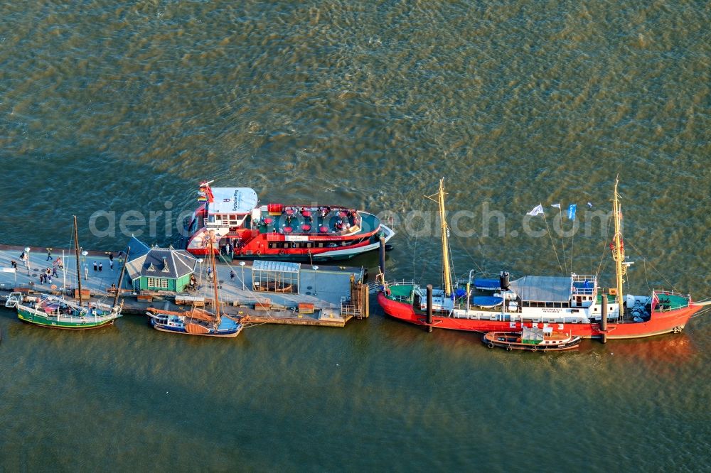 Hamburg from above - Anchored and moored ferry in the harbor in Museumshafen Oevelgoenne in the district Altonaer Fischmarkt in Hamburg, Germany