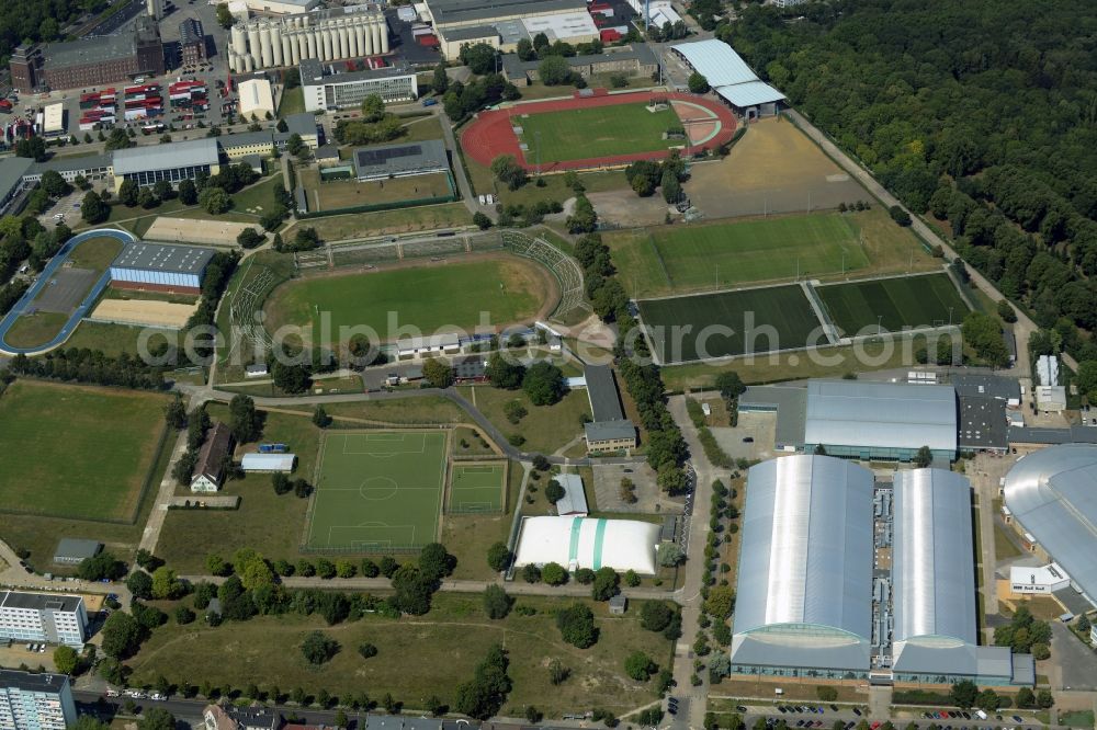 Berlin from the bird's eye view: Compound of the Sportforum Hohenschoenhausen in the Alt-Hohenschoenhausen part of the district of Lichtenberg in Berlin in Germany. The second largest sports and training facilities of Berlin include a complex of sports halls which are listed as protected buildings