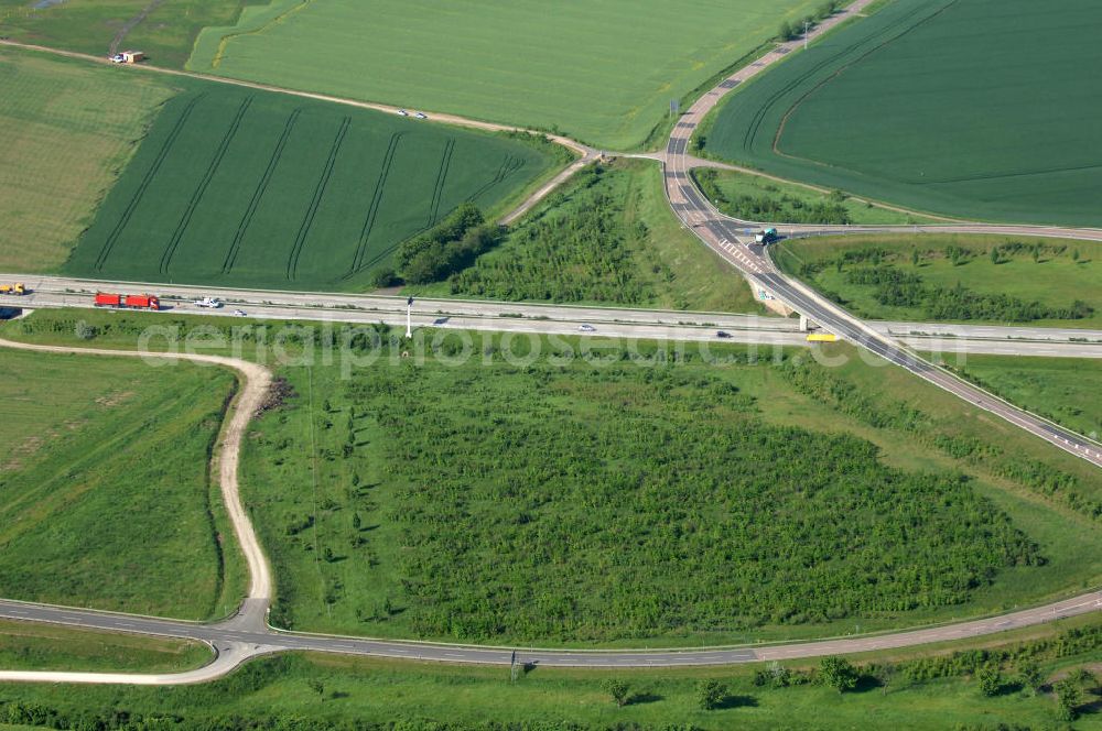 Bad Lauchstädt from the bird's eye view: Junction resp. exit Bad Lauchstaedt of the motorway A 38 in Saxony-Anhalt