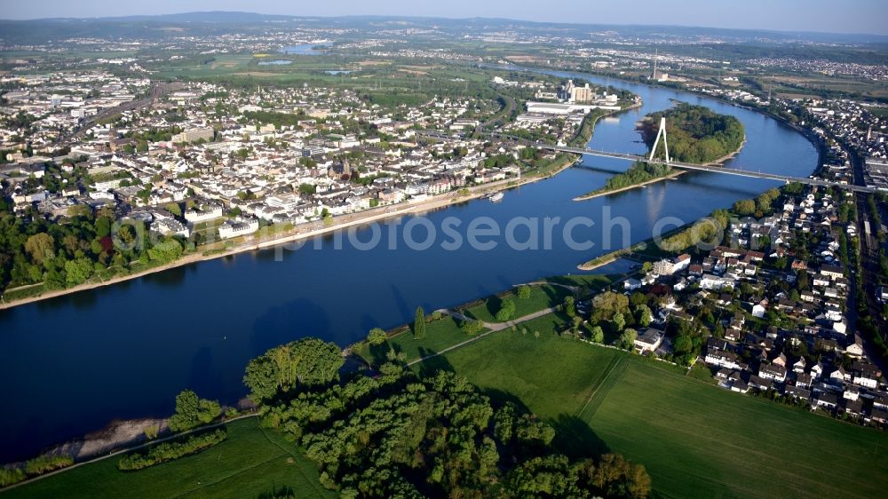 Aerial image Neuwied - View of the city of Neuwied with the Rheininsel Weissenthurmer Werth in the state Rhineland-Palatinate, Germany