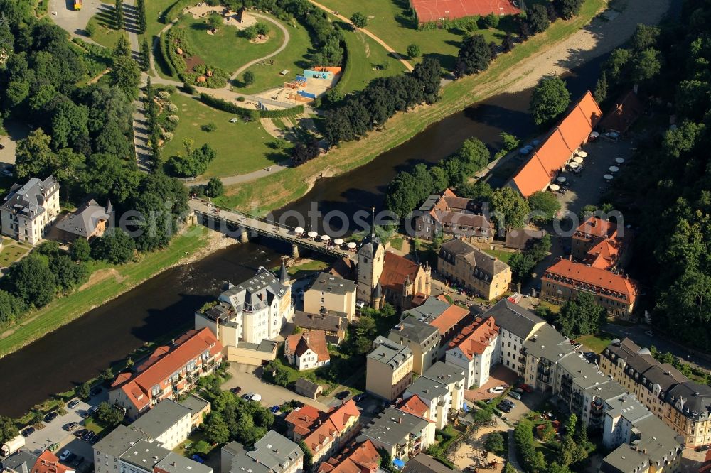 Aerial image Gera - View of the Untermhaus district with the St. Mary's Church, the Otto Dix House and the Reußisches Justice Office building of the former chamber property, which are located at Mohrenplatz and are in close proximity to the river Weiße Elster and the bridge Untermhäuser Brücke in Gera in Thuringia