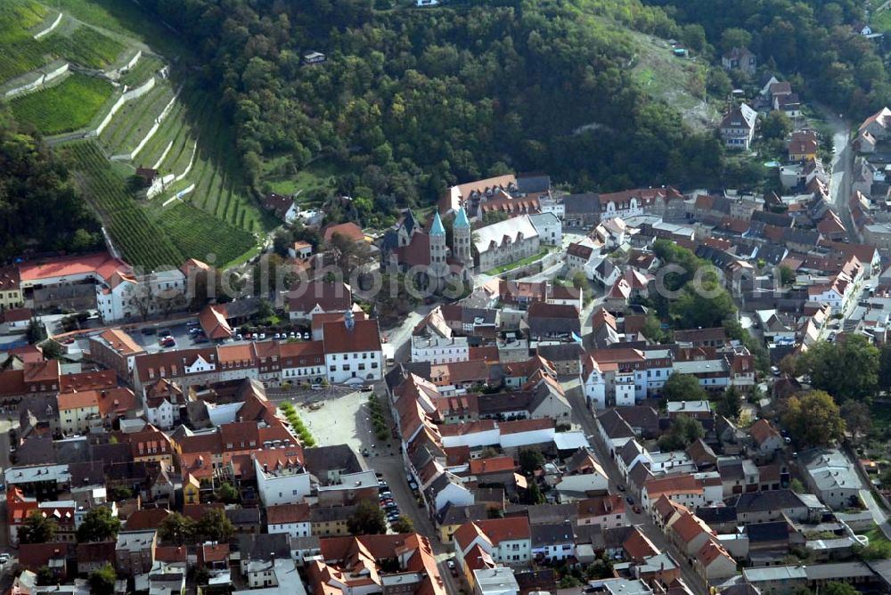 Aerial image Freyburg/Unstrut - Blick auf das Winzerstädtchen Freyburg/Unstrut, aus der der Rotkäppchen-Sekt stammt. Seit 1999 ist Freyburg ein staatlich anerkannter Erholungsort und darf sich zudem Jahn- und Weinstadt nennen, da der Turnvater (Friedrich Ludwig) Jahn hier gestorben ist.