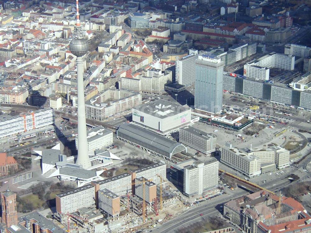 Aerial image Berlin - Ansprechpartner: WBMI Real Estate AG Berlin Friedrichstraße 95 10117 Berlin Telefon: (030) 2471 3114 Telefax: (030) 2471 3115 Email: susanne.schmidt@wbmi.de Achim Walder: