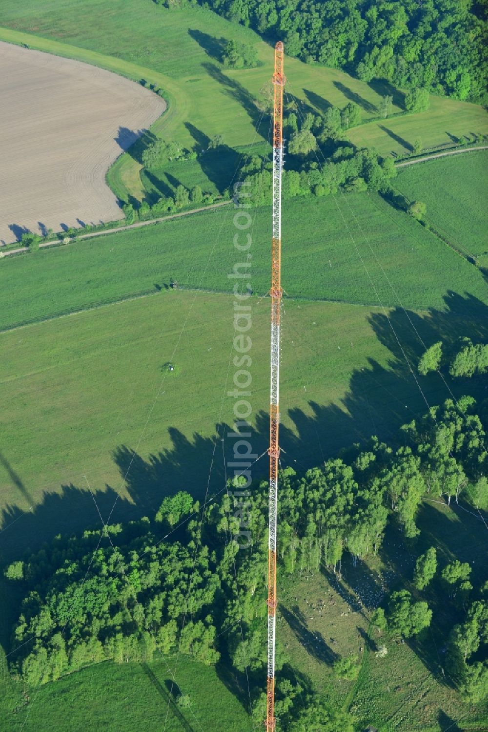 Aerial photograph Zehlendorf, Oranienburg - Antenna and transmission tower radio mast near Zehlendorf, Oranienburg in the state Brandenburg