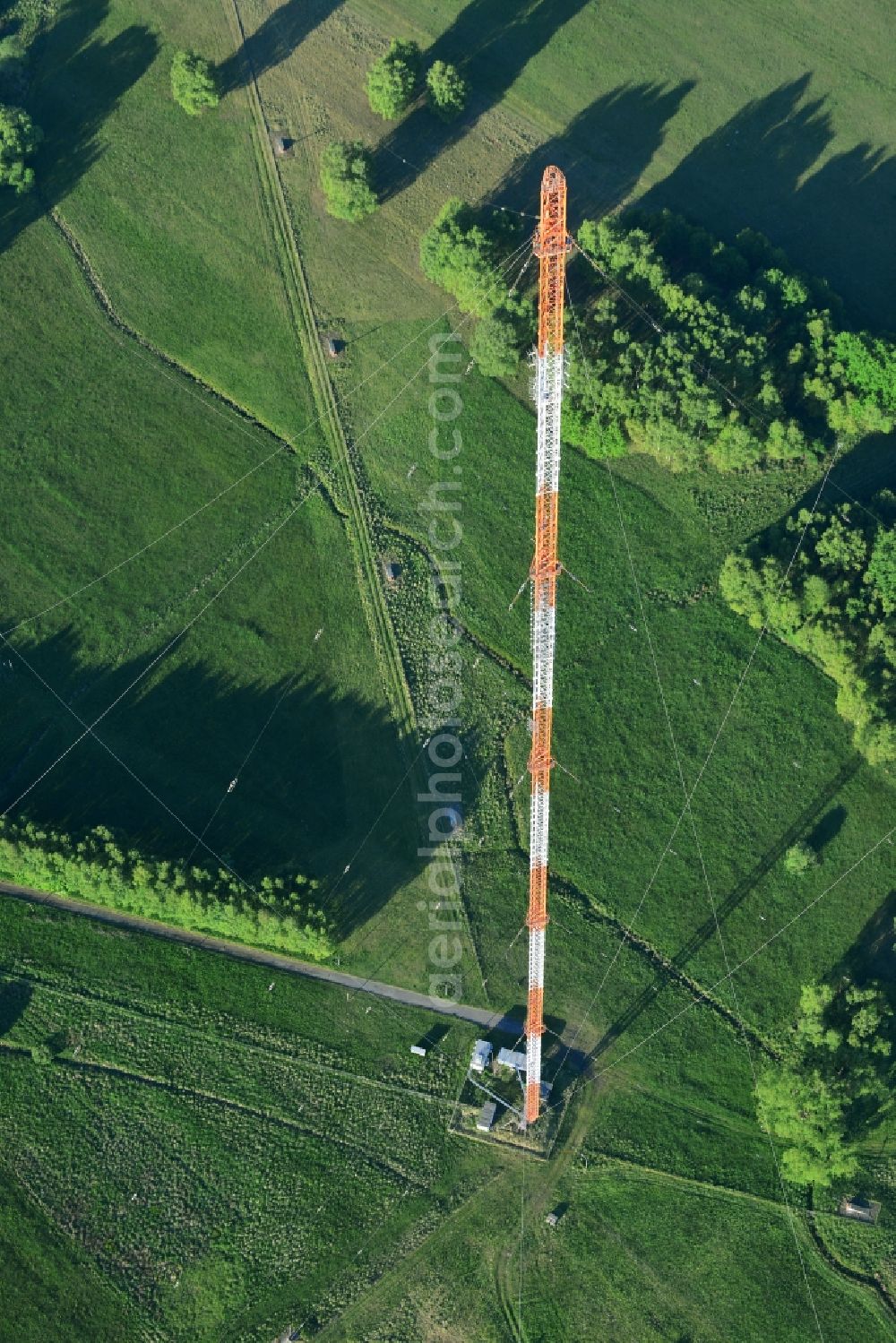 Zehlendorf, Oranienburg from above - Antenna and transmission tower radio mast near Zehlendorf, Oranienburg in the state Brandenburg