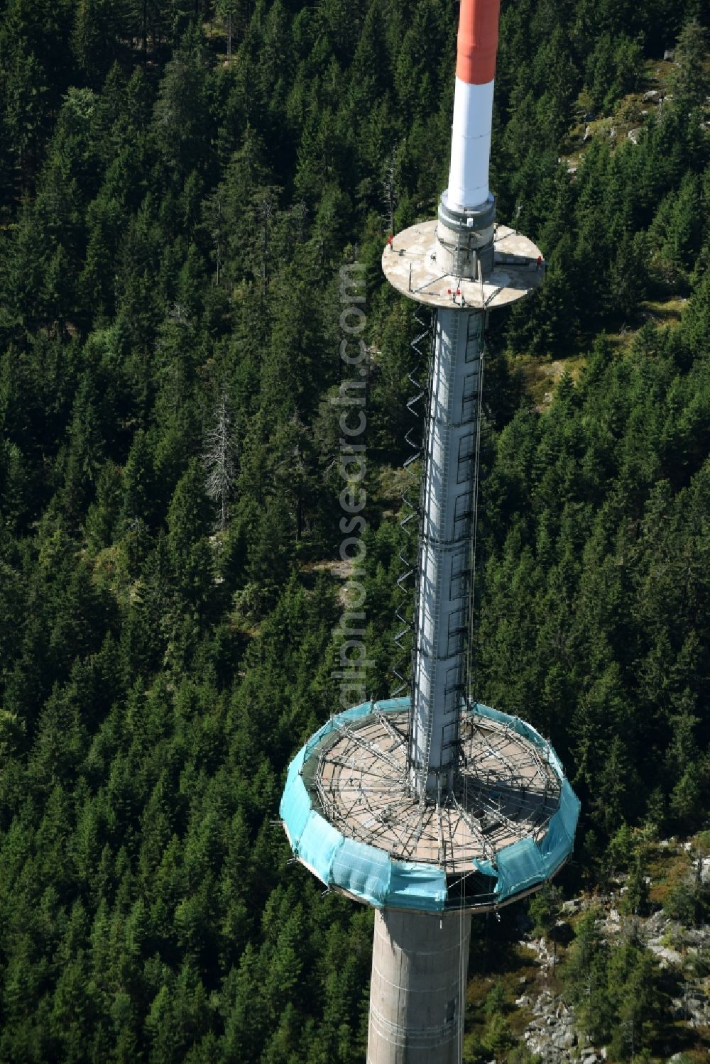 Bischofsgrün from the bird's eye view: Antenna and transmission tower radio mast Sender Ochsenkopf in Bischofsgruen in the state Bavaria