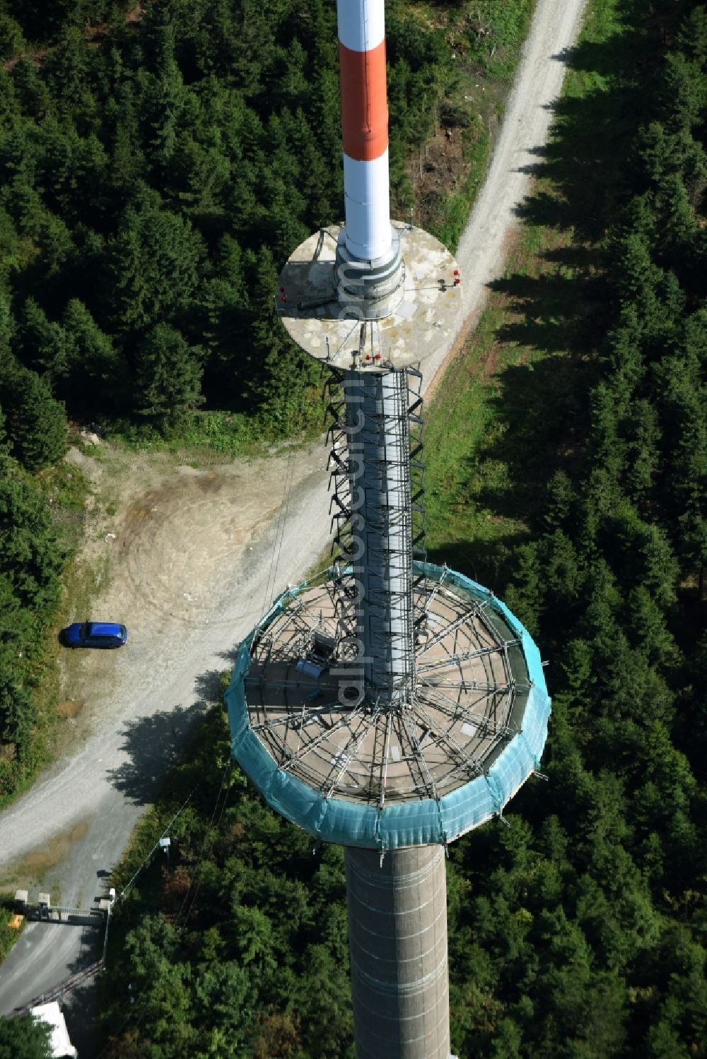 Aerial photograph Bischofsgrün - Antenna and transmission tower radio mast Sender Ochsenkopf in Bischofsgruen in the state Bavaria