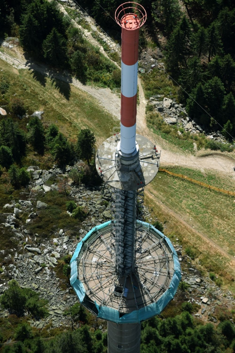 Aerial photograph Bischofsgrün - Antenna and transmission tower radio mast Sender Ochsenkopf in Bischofsgruen in the state Bavaria