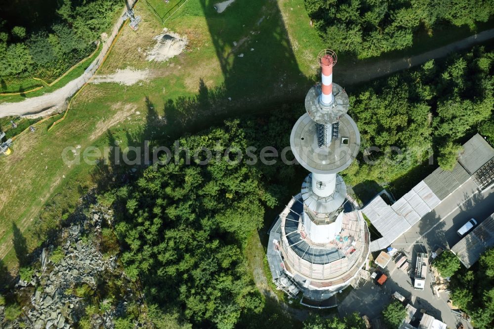 Aerial photograph Bischofsgrüner Forst - Antenna and transmission tower radio mast Sender Ochsenkopf in Bischofsgruen in the state Bavaria