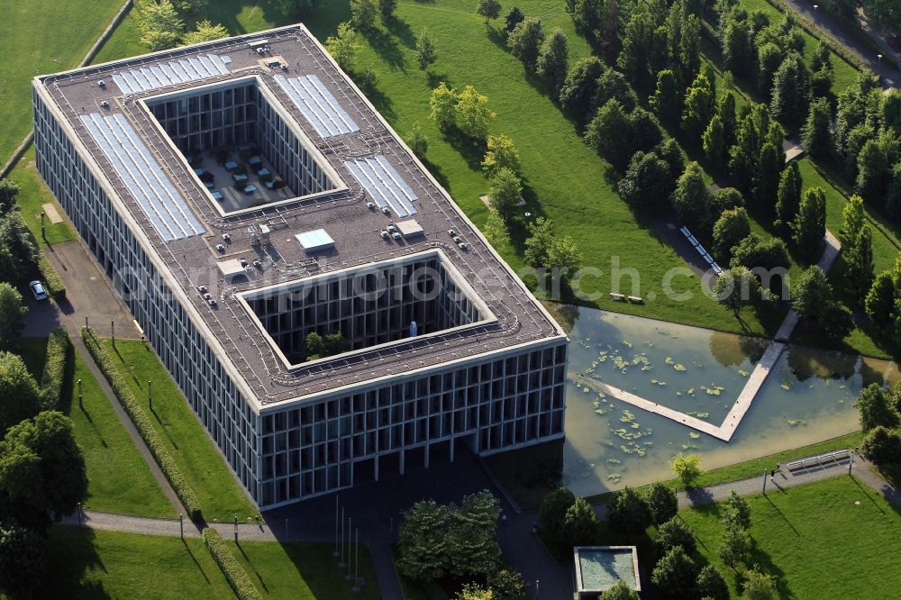 Erfurt from the bird's eye view: The building of the Federal Labour Court is located at the Petersberg in Erfurt in Thuringia. Was built, the building complex to designs by the architect Gesine Weinmiller