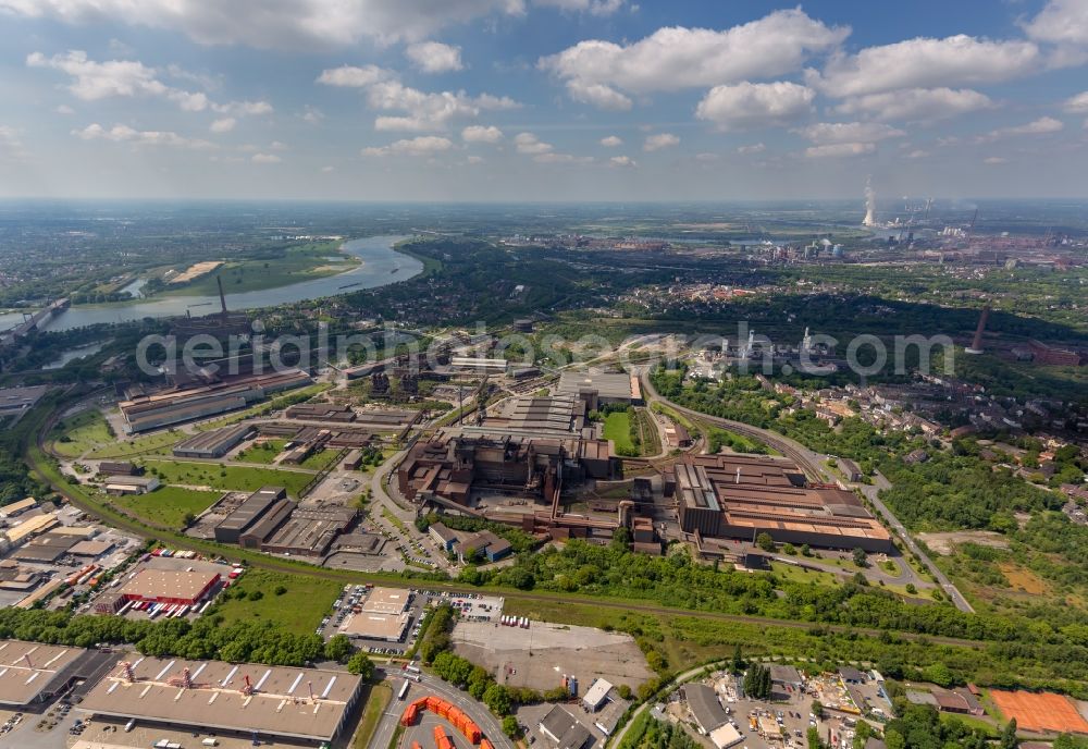 Aerial photograph Duisburg - View of the ArcelorMittal Ruhrort GmbH in Duisburg in the state North Rhine-Westphalia. duisburg.arcelormittal.com