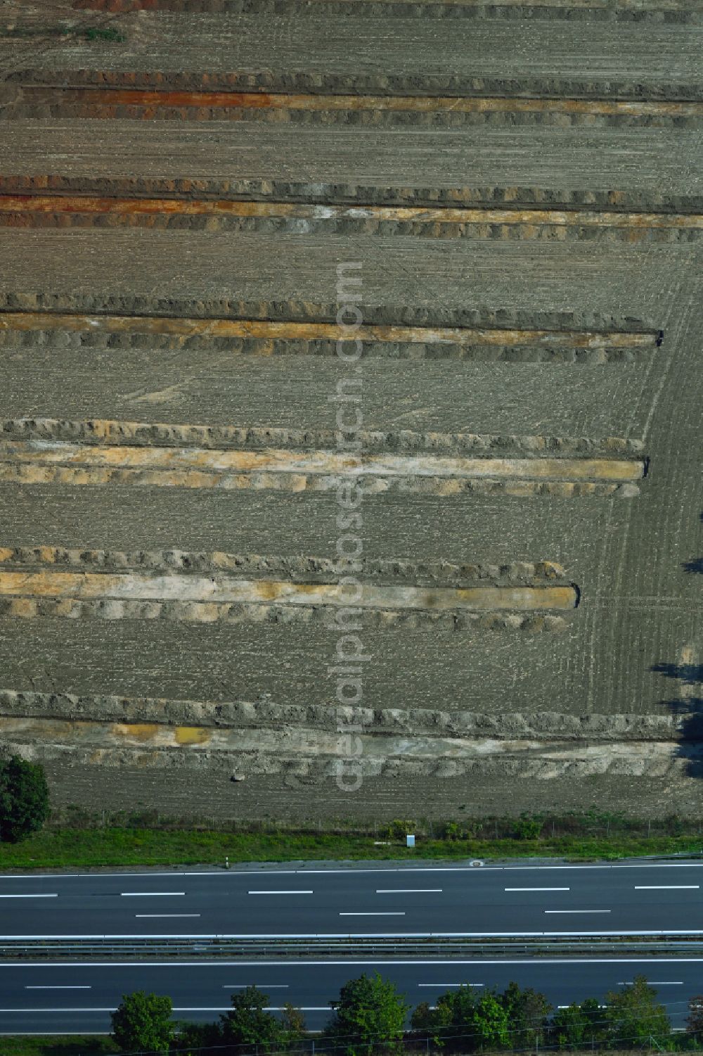 Aerial photograph Radeburg - Archaeological uncovering, viewing and conservation work in the upper layers of the earth on a field on street S177 in Radeburg in the state Saxony, Germany