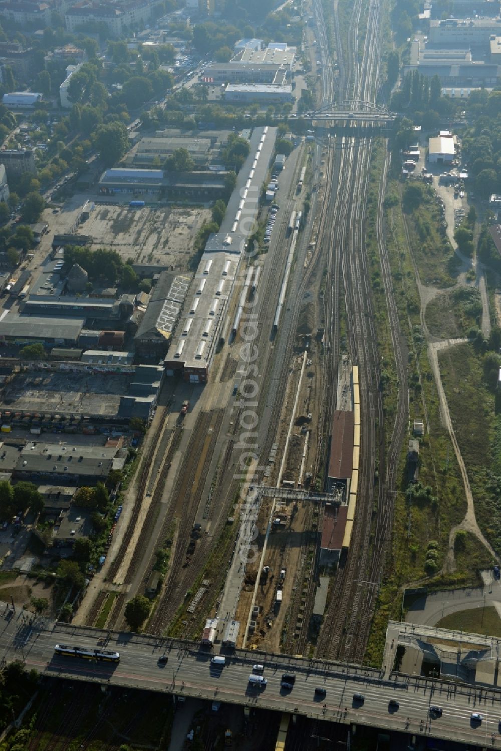 Berlin from the bird's eye view: Area of ??the S-Bahn station Warschauer Strasse in Berlin before the planned modernization