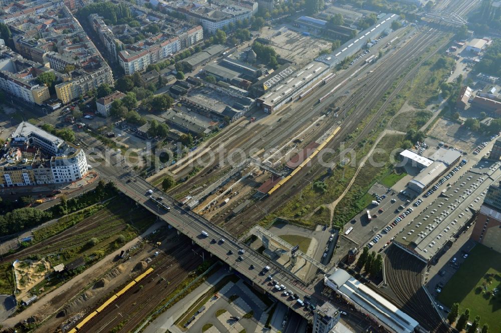 Aerial image Berlin - Area of ??the S-Bahn station Warschauer Strasse in Berlin before the planned modernization