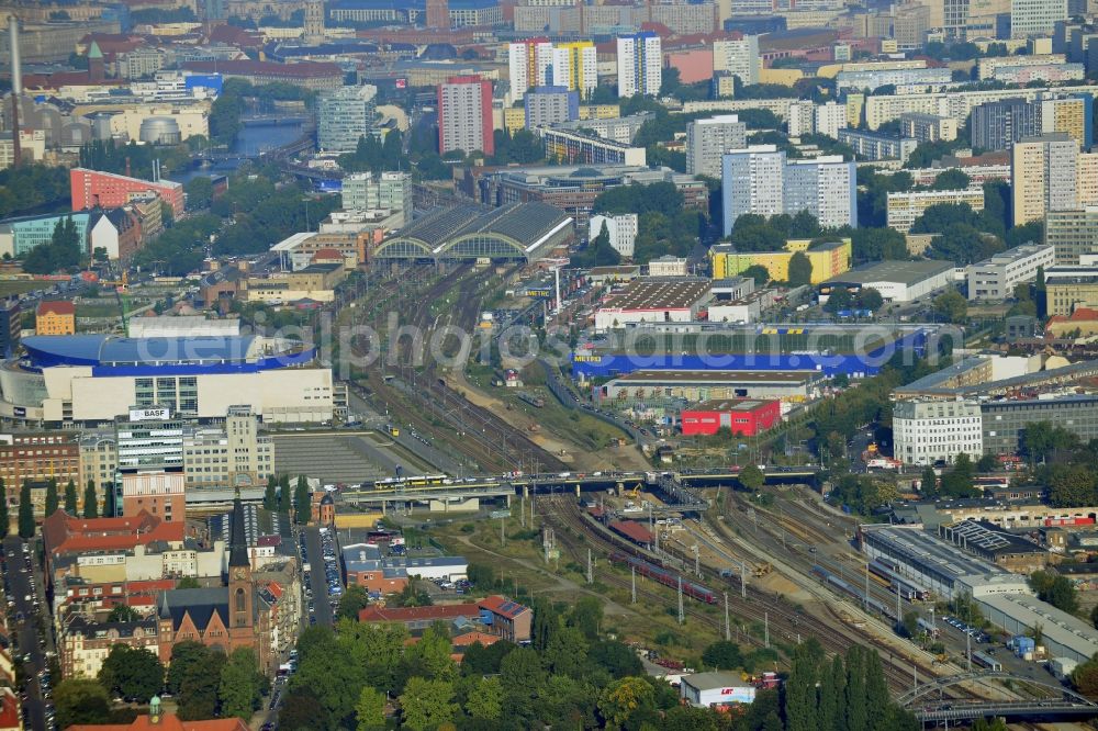 Aerial photograph Berlin - Area of ??the S-Bahn station Warschauer Strasse in Berlin before the planned modernization