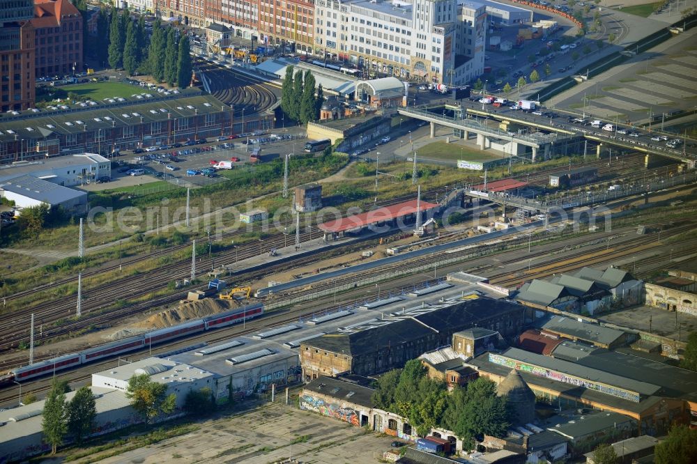 Aerial image Berlin - Area of ??the S-Bahn station Warschauer Strasse in Berlin before the planned modernization