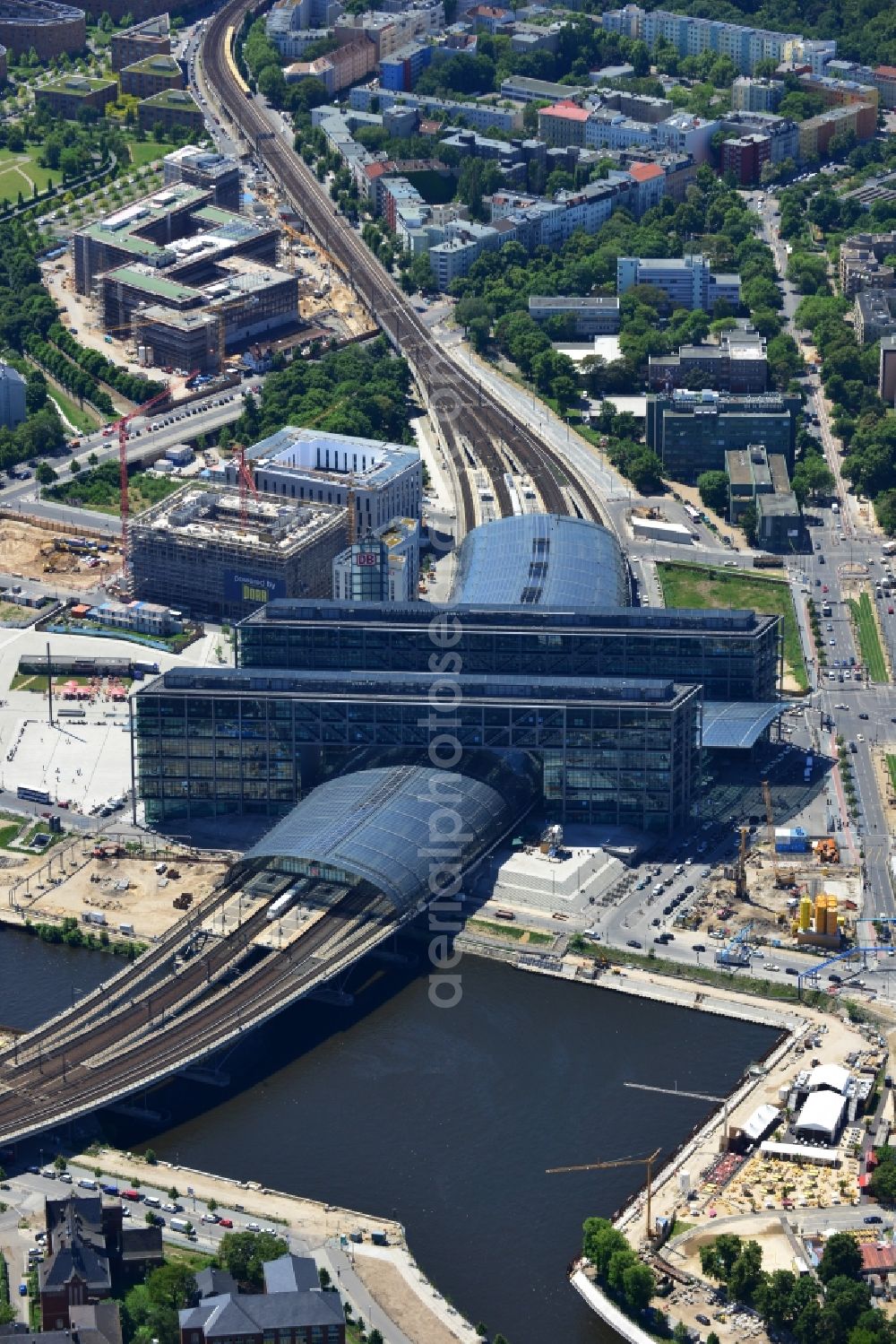 Aerial photograph Berlin OT Moabit - View of the Berlin Central Station