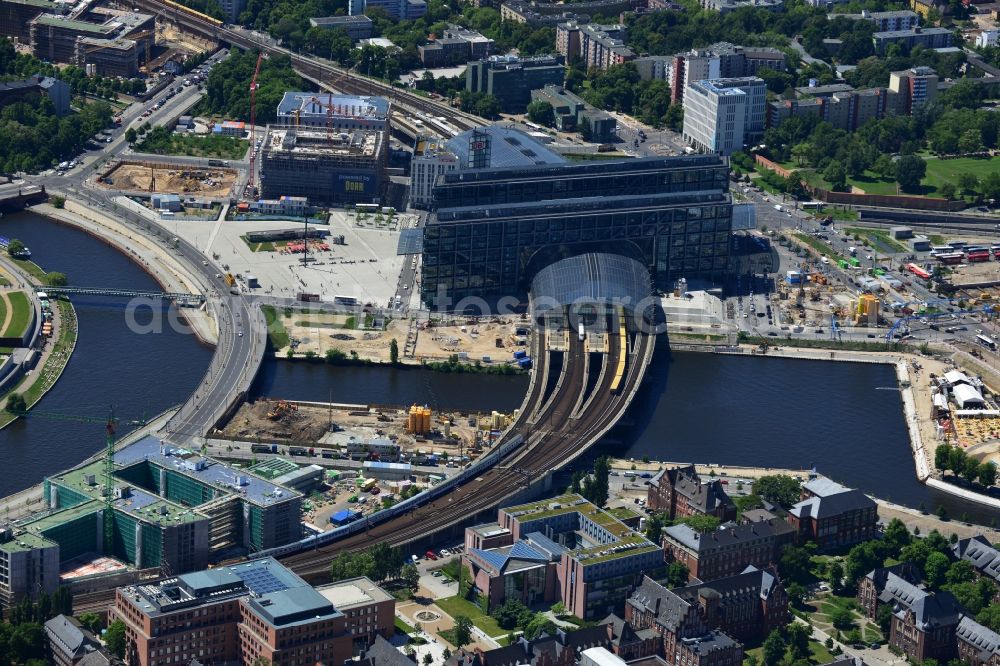 Aerial photograph Berlin OT Moabit - View of the Berlin Central Station