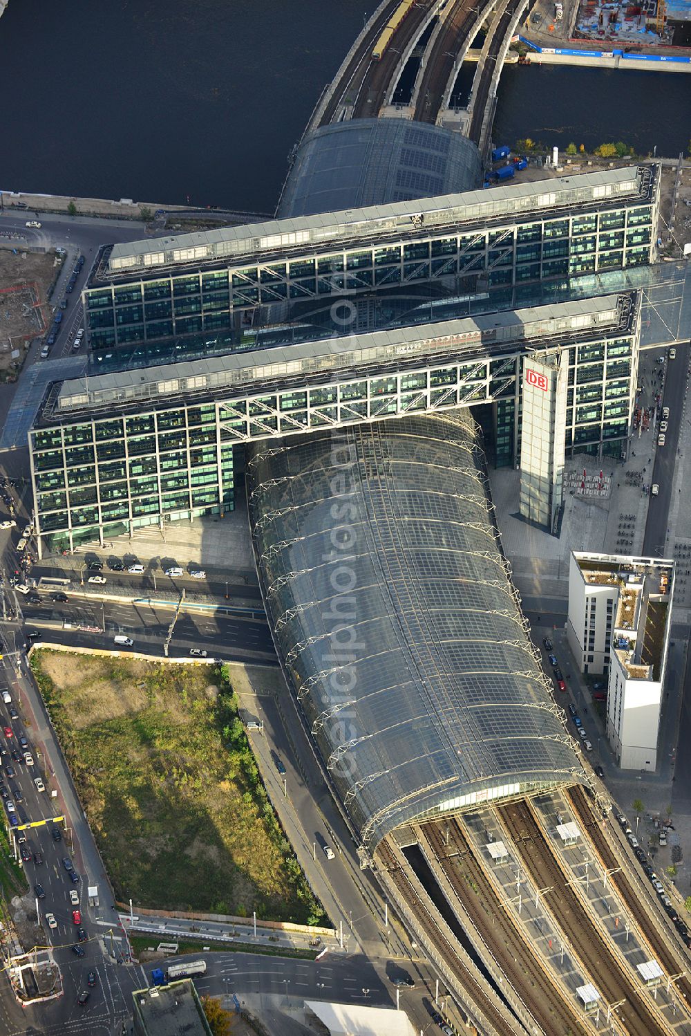 Aerial photograph Berlin OT Moabit - View of the Berlin Central Station