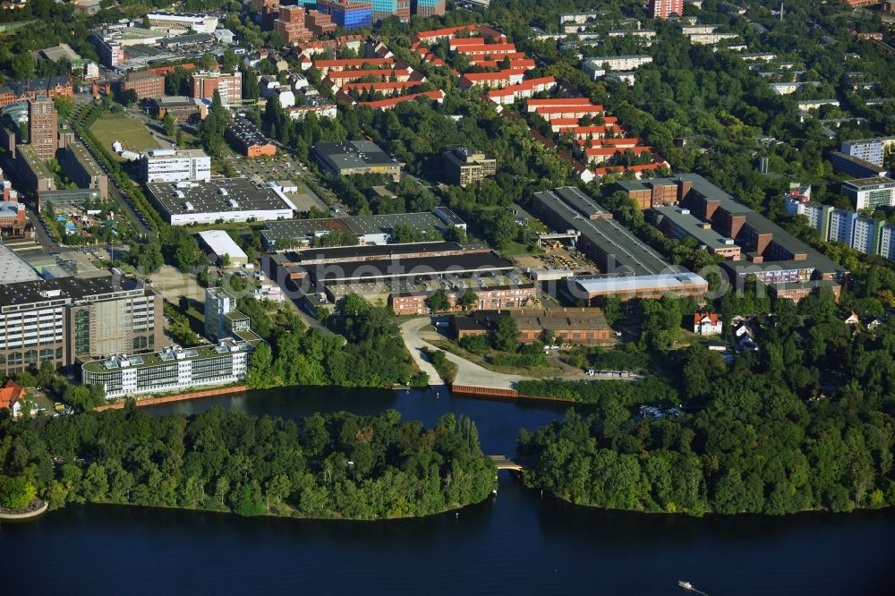 Aerial photograph Berlin Reinickendorf - Area of ??the development area Borsig harbor at Borsig dam for Lake Tegel in Berlin Reinickendorf