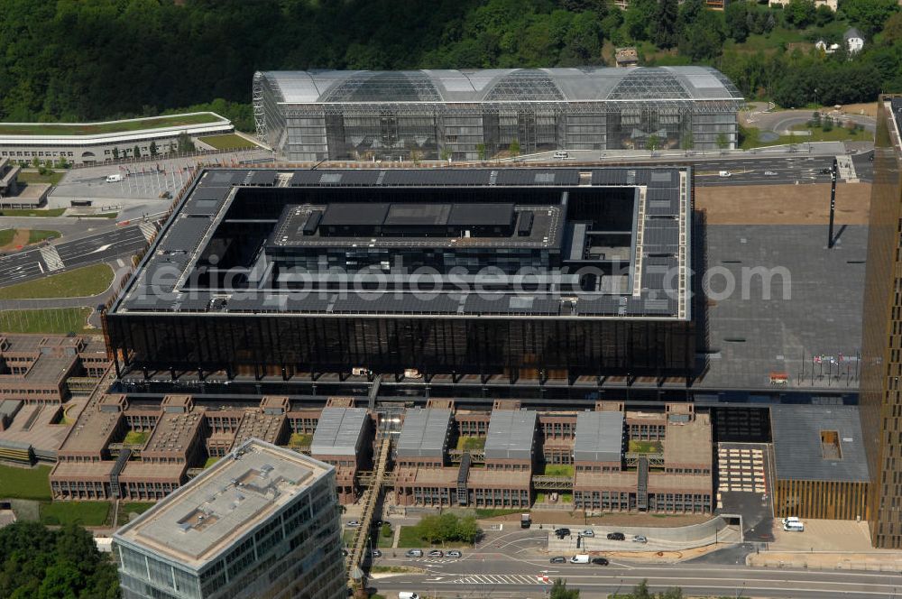 Aerial photograph Luxemburg - Blick auf das Areal des Europäischen Gerichtshof im Europaviertel in Luxemburg. Es befindet sich auf dem Kirchberg-Plateau in Luxemburg (Stadt).