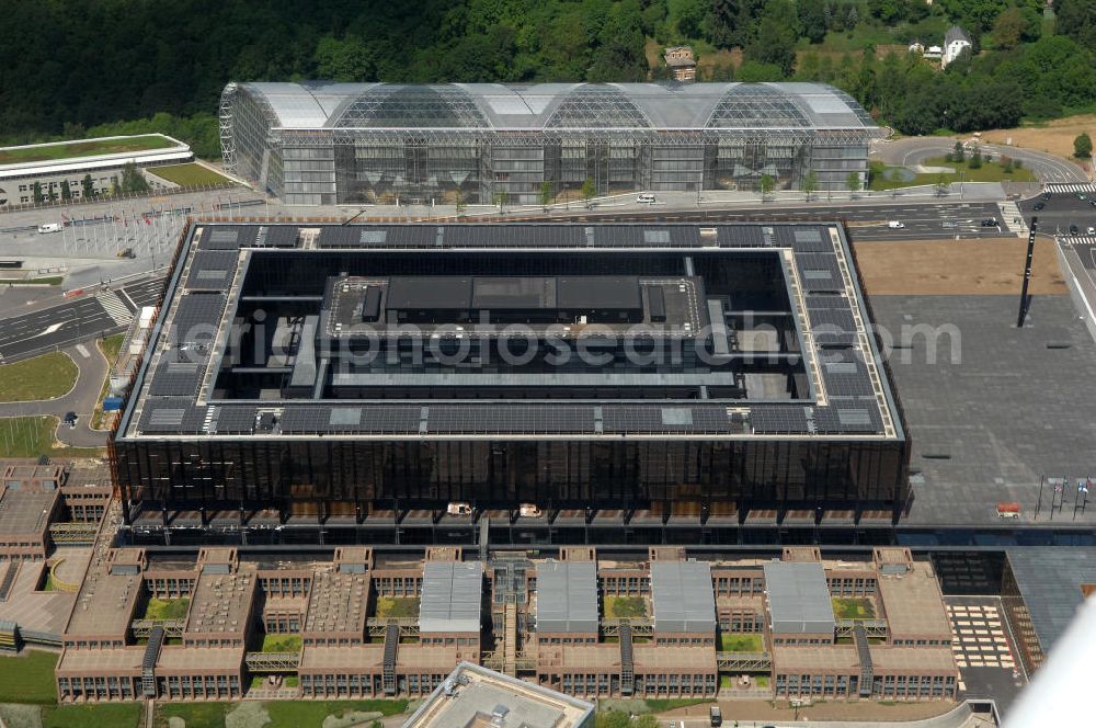 Luxemburg from above - Blick auf das Areal des Europäischen Gerichtshof im Europaviertel in Luxemburg. Es befindet sich auf dem Kirchberg-Plateau in Luxemburg (Stadt).