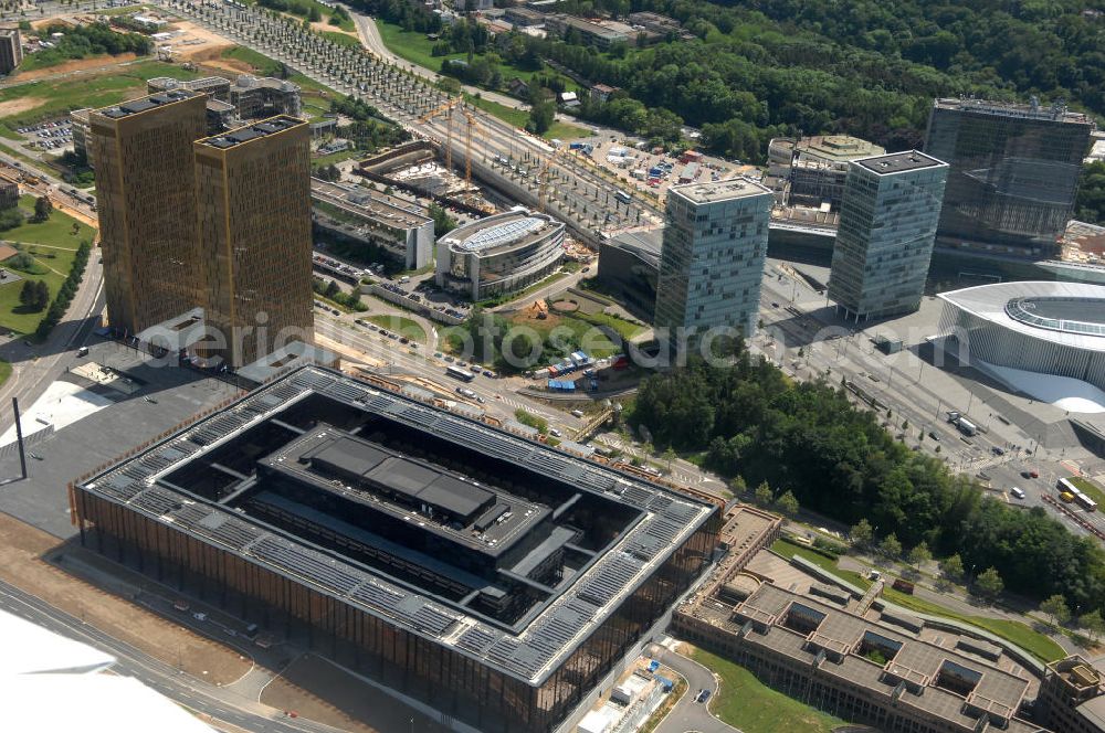 Aerial photograph Luxemburg - Blick auf das Areal des Europäischen Gerichtshof im Europaviertel in Luxemburg. Es befindet sich auf dem Kirchberg-Plateau in Luxemburg (Stadt).