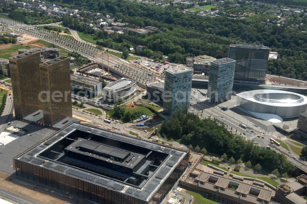 Luxemburg from the bird's eye view: Blick auf das Areal des Europäischen Gerichtshof im Europaviertel in Luxemburg. Es befindet sich auf dem Kirchberg-Plateau in Luxemburg (Stadt).