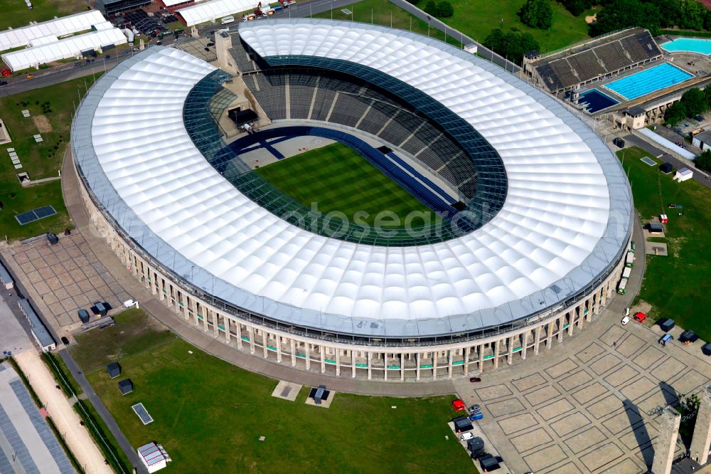 Berlin from the bird's eye view: Sports facility grounds of the Arena stadium Olympiastadion of Hertha BSC in Berlin in Germany