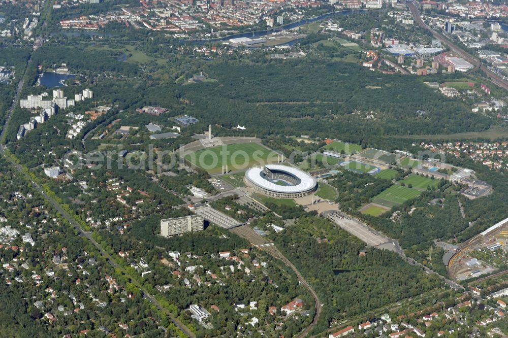 Aerial image Berlin - Sports facility grounds of the Arena stadium Olympiastadion of Hertha BSC in Berlin in Germany