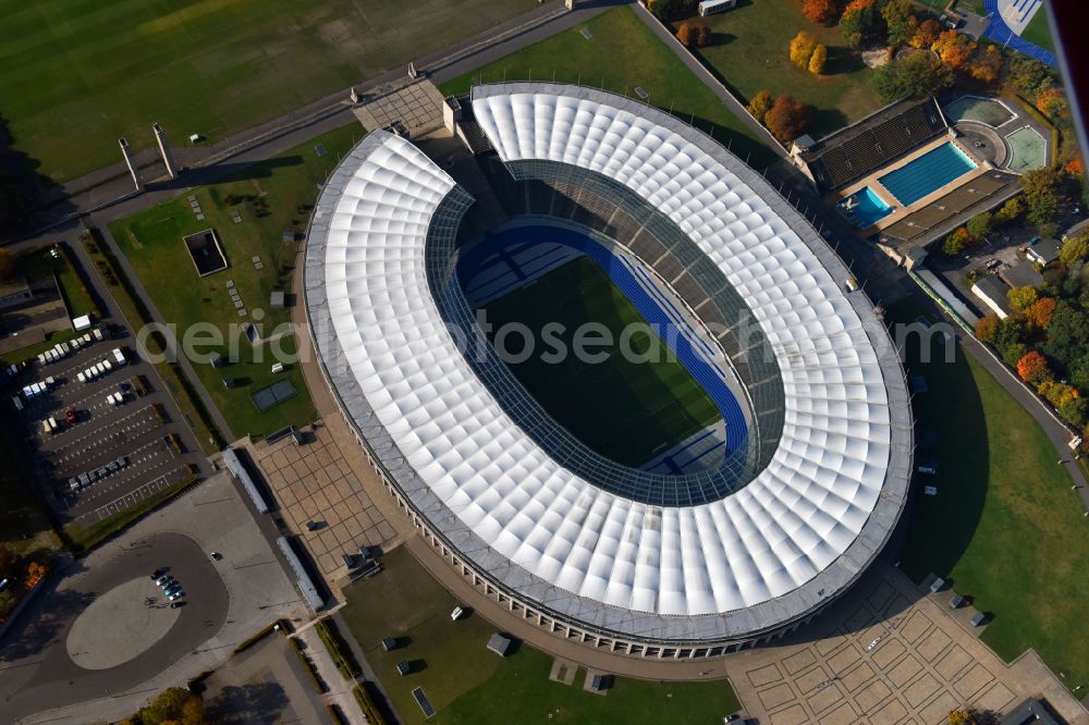 Aerial photograph Berlin - Sports facility grounds of the Arena stadium Olympiastadion of Hertha BSC in Berlin in Germany