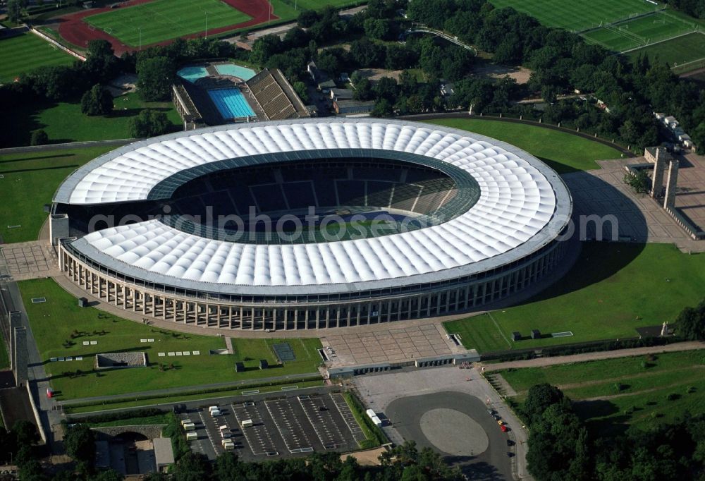 Berlin from above - Sports facility grounds of the Arena stadium Olympiastadion of Hertha BSC in Berlin in Germany