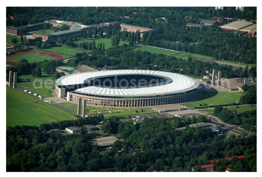 Aerial image Berlin - Sports facility grounds of the Arena stadium Olympiastadion of Hertha BSC in Berlin in Germany